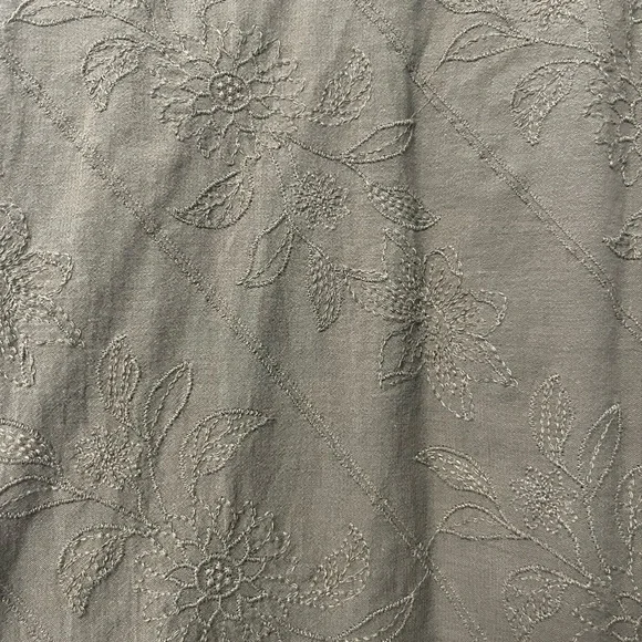 🍃 Sage Colored Camisole Blouse from LOFT, Size L - Picture 2 of 5